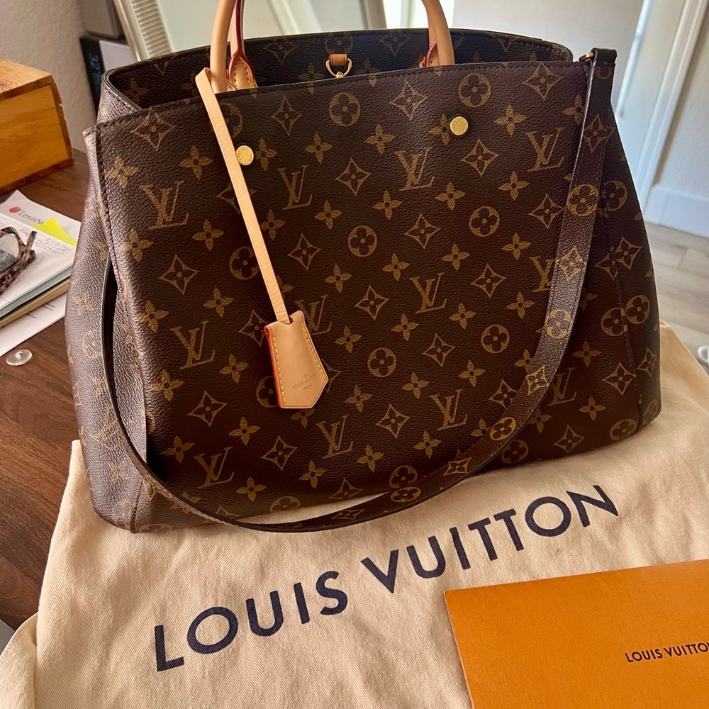 LOUIS VUITTON Monogram Montaigne GM